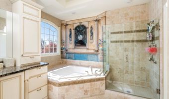 30 Ridgeview Way, Allentown, NJ 08501