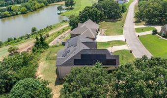 3911 Golf Course Dr, Alma, AR 72921
