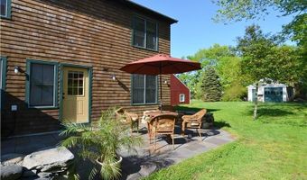 61 Howland Ave, Jamestown, RI 02835