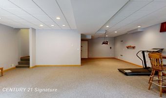 1724 Middle Point Dr, Alger, MI 48610