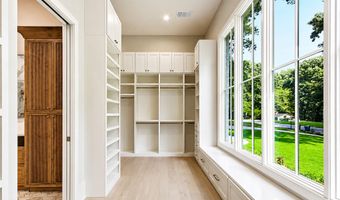 205 Shady Grove Ln, Alpharetta, GA 30009