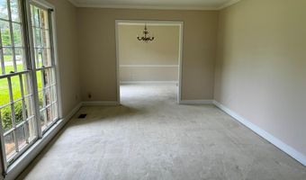 2714 Pine Manor Ln, Albany, GA 31721