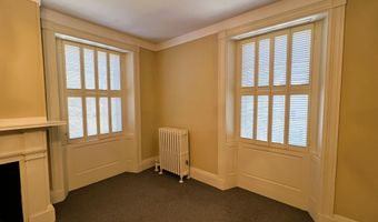 8 Crosby St, Augusta, ME 04330