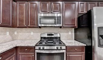 2152 Greencrest Cir, Alpharetta, GA 30004