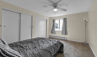 335 S Cayuga Rd B, Amherst, NY 14221