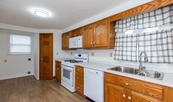 8 WESLEY St, Camden, DE 19934
