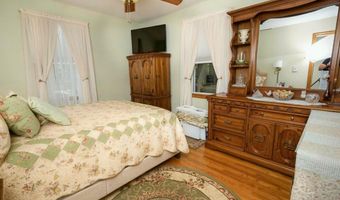 129 Summit St, Baileyville, ME 04694