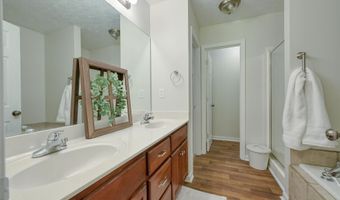 506 BERNARD COUCH Dr, Anniston, AL 36207