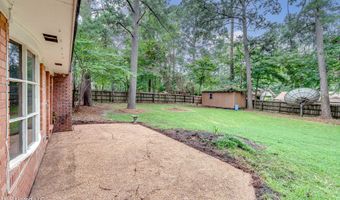 33 Pebble Hill Dr, Brandon, MS 39042
