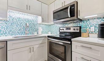 301 E Commerce Way Rd 206, Atlantic Beach, NC 28512