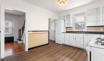 274 Montgomery Ave, Cranston, RI 02905