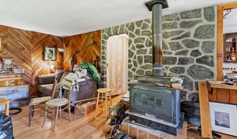 401 APPLETON Rd, Appleton, WA 98602