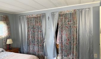 6 G St, Bangor, ME 04401