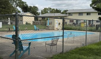 3408 Harcourt Dr, Ames, IA 50014