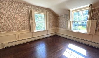 950 Merriman Rd, Akron, OH 44303