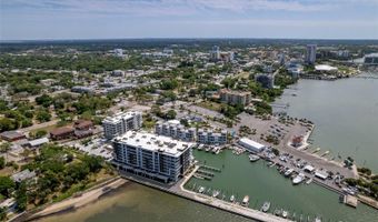 920 N OSCEOLA Ave 403, Clearwater, FL 33755