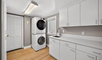 69 County Rd, Bourne, MA 02532