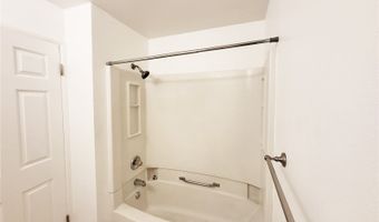 46-261 Kahuhipa St 310, Kaneohe, HI 96744