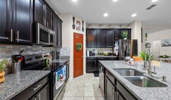 637 Bay Bridge Cir, Apopka, FL 32703