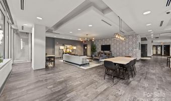 210 N Church St, Charlotte, NC 28202