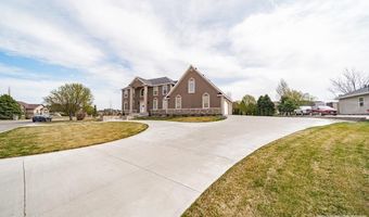 5930 E Pheasant Dr, Ammon, ID 83401