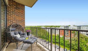 9900 GEORGIA Ave 27-716, Silver Spring, MD 20902