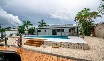 913 SPINDLE PALM Way, Apollo Beach, FL 33572