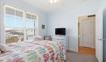 105 Winston Ave B, Atlantic Beach, NC 28512