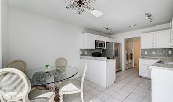 4040 Castle Cove Dr 4040, Las Vegas, NV 89108