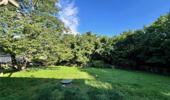 6 Dillow Dr, Bella Vista, AR 72714
