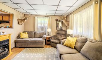 27 Locust St, Alverda, PA 15710