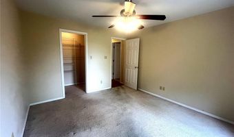 1111 Pocono Trl A, Ballwin, MO 63021
