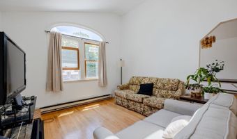 1 Bantry Ct, Alloway, NJ 07422