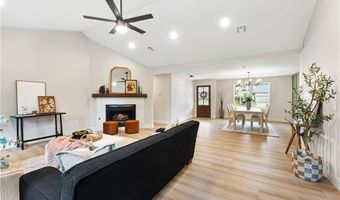 402 SW 11th St, Bentonville, AR 72712