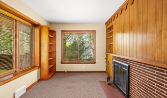1228 11TH St, Astoria, OR 97103