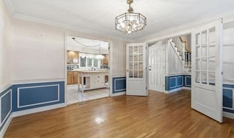 95 Hitching Post Ln, Bedford, NH 03110