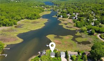 151 Conanicus Rd, Narragansett, RI 02882