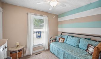 911 Mesa Verde Pl, Ames, IA 50014