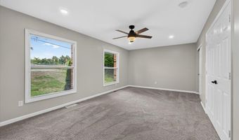 863 Woods Mill Rd, Ballwin, MO 63011
