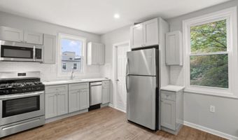 14 W 19TH St, Bayonne, NJ 07002
