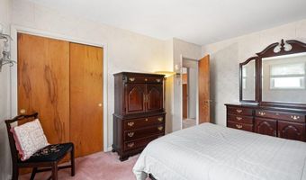 604 DAVIS Rd, Barrington, NJ 08007