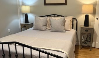 31 Water St #1, Bradford, NH 03221