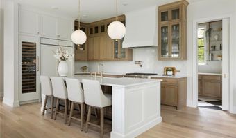 5404 Park Pl, Edina, MN 55424