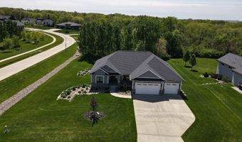 25018 Eagle Vista Dr, Adel, IA 50003