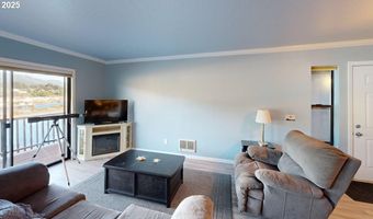 222 DEL NORTE Ln 18, Brookings, OR 97415