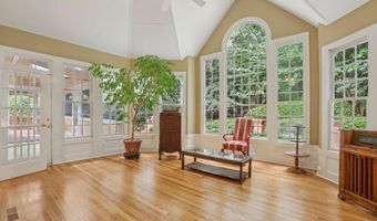 725 High Hampton Run, Alpharetta, GA 30022