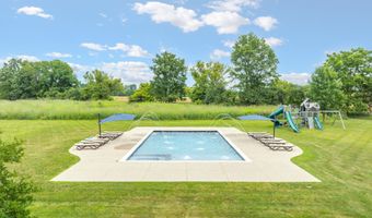 2760 N Territorial Rd W, Ann Arbor, MI 48105