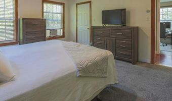 53 Lincolnville Ave, Belfast, ME 04915