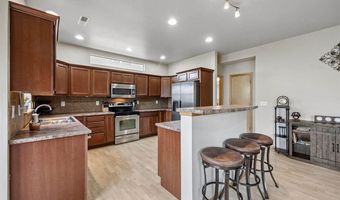 117 Watercress Rd, North Liberty, IA 52317