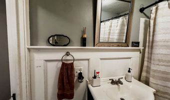 305 Weeks St, Bennington, VT 05201